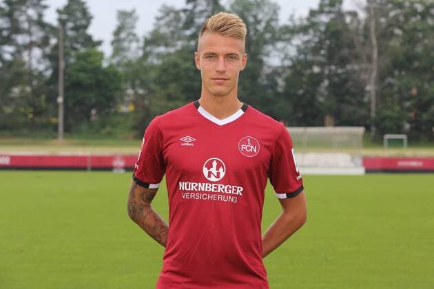 21.07.2016 - 1. FC Nürnberg FCN - 2. Fußball Bundesliga BL - Saison 2016 2017 - Fototermin Porträttermin - MWei - Ondrej Petrak (31, 1.FC Nürnberg FCN ) Einzelbild Einzelfoto Portrait Porträt Kopfbild