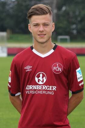 21.07.2016 - 1. FC Nürnberg FCN - 2. Fußball Bundesliga BL - Saison 2016 2017 - Fototermin Porträttermin - MWei - Ivan Knezevic (7, 1. FC Nürnberg FCN ) - Einzelbild Einzelfoto Portrait Porträt Kopfbild
