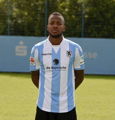 22.07.2016, Fussball 2.Liga 2016 2017, TSV 1860 München, Porträttermin 2016 2017, Victor Andrade (TSV 1860 München).