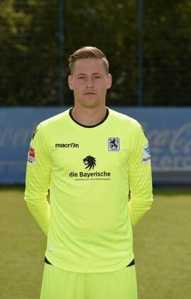 22.07.2016, Fussball 2.Liga 2016 2017, TSV 1860 München, Porträttermin 2016 2017, Torwart Vitus Eicher (TSV 1860 München).
