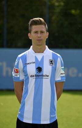 22.07.2016, Fussball 2.Liga 2016 2017, TSV 1860 München, Porträttermin 2016 2017, Krisztian Simon (TSV 1860 München).