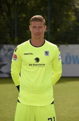 22.07.2016, Fussball 2.Liga 2016 2017, TSV 1860 München, Porträttermin 2016 2017, Torwart Jan Zimmermann (TSV 1860 München).