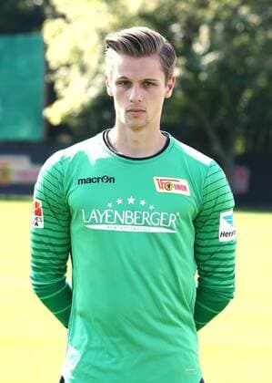 Torwart Daniel Mesenhoeler Mesenhöler (1) Einzelbild Hoch Fußball Fussball GER 2.BL Porträttermin 2016 2017 1. FC Union Berlin 22.07.2016