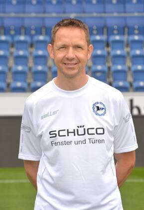 22.07.2016, Fussball, 2. LIGA, Saison 2016 2017, SCHÜCO-ARENA, BIELEFELD Fußball, GER, 2.BL, Portraittermin 2016 2017, Arminia Bielefeld Rainer Schonz (Zeugwart Arminia Bielefeld), Aktion, Einzelbild, Hoch, Portrait