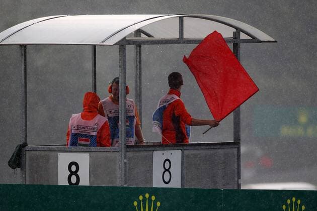 Formel 1, GP von Ungarn, Qualifying in Budapest abgebrochen Hungarian Grand Prix, Hungaroring, Budapest 21 - 24 July 2016 23.07.2016 - Qualifying, The red flag 