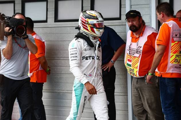 Hungarian Grand Prix, Hungaroring, Budapest 21 - 24 July 2016 23.07.2016 - Qualifying, Lewis Hamilton (GBR) Mercedes AMG F1 W07 Hybrid 