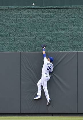July 23, 2016 - Kansas City, MO, USA - Kansas City Royals center fielder Paulo Orlando couldn t reach a two-run home run by the Texas Rangers Nomar Mazara in the fourth inning on Saturday, July 23, 2016, at Kauffman Stadium in Kansas City, Mo. Texas at Kansas City - ZUMAm67_