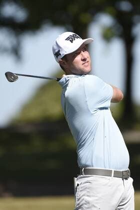 July 23, 2016: Chris Kirk hits his approach shot to the third hole in the third round at the RBC Canadian Open at Glen Abbey Golf Club in Oakville, Ontario. (Photo by Gerry Angus Icon Sportswire) GOLF: JUL 23 PGA Golf Herren - RBC Canadian Open - Third Round Icon16072328 EDITORIAL USE ONLY