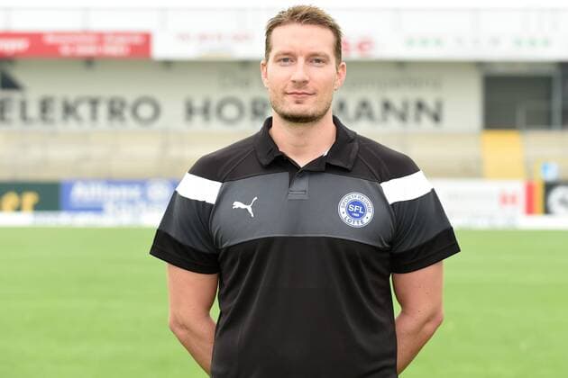 Fußball 3. Liga, Porträttermin 2016 2017 Sportfreunde Lotte am 23.07.2016 im FRIMO Stadion in Lotte Mannschaftsarzt Sebastian Klingebiel (Lotte) mt