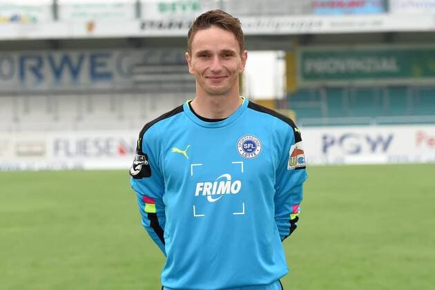 Fußball 3. Liga, Porträttermin 2016 2017 Sportfreunde Lotte am 23.07.2016 im FRIMO Stadion in Lotte Benedikt Fernandez (Lotte) mt