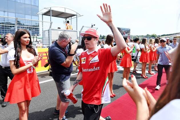Formel 1, GP Ungarn, Fahrerparade Motorsports: FIA Formula One World Championship WM Weltmeisterschaft 2016, Grand Prix of Hungary, 7 Kimi Raikkonen (FIN, Scuderia Ferrari), xHOCHxZWEIx