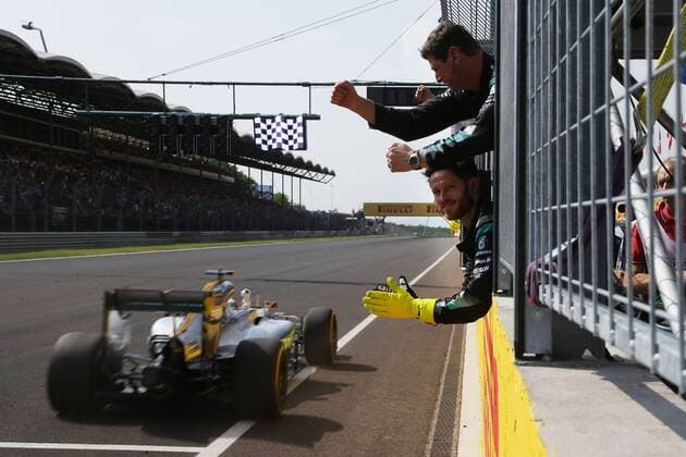 Motorsports: FIA Formula One World Championship WM Weltmeisterschaft 2016, Grand Prix of Hungary, 44 Lewis Hamilton (GBR, Mercedes AMG Petronas Formula One Team), xHOCHxZWEIx