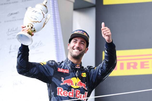 Formel 1, GP Ungarn Motorsports: FIA Formula One World Championship WM Weltmeisterschaft 2016, Grand Prix of Hungary, 3 Daniel Ricciardo (AUS, Red Bull Racing), xHOCHxZWEIx