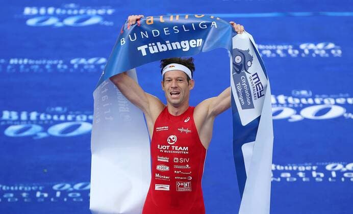 Triathlon 24.07.2016 2. Mey Generalbau Citytriathlon Tuebingen 2016 1. Bundesliga, Maenner Sieger Sven Riederer (Schweiz, TV Buschhuetten) 