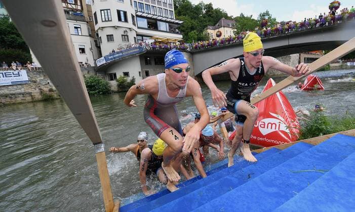 Triathlon 24.07.2016 2. Mey Generalbau Triathlon Tuebingen 2016 1. Bundesliga, Maenner Ausstieg Schwimmen 