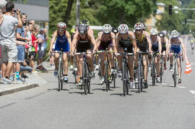 Suse Werner, Annika Koch, Lena Gottwald, Sophia Saller, 1. Bitburger 0,0% Triathlon-Bundesliga, Damen, Mey Generalbau Citytriathlon, DTU-Roadshow 2016, Deutsche Triathlon Union, 24.07.2016, Tuebingen Copyright: Walther Eibner-Pressefoto EP_SWR