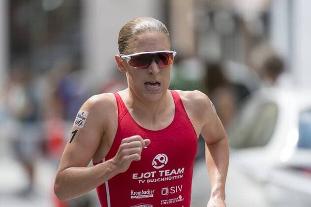 Jodie Stimpson, 1. Bitburger 0,0% Triathlon-Bundesliga, Damen, Mey Generalbau Citytriathlon, DTU-Roadshow 2016, Deutsche Triathlon Union, 24.07.2016, Tuebingen Copyright: Walther Eibner-Pressefoto EP_SWR