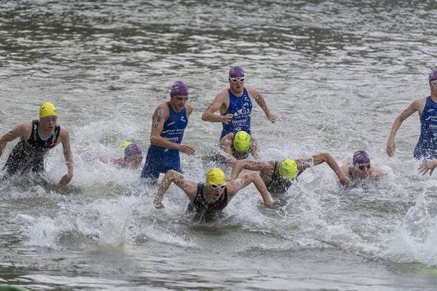 Wasserstart, Michael Schubert, Oliver Gorges, 1. Bitburger 0,0% Triathlon-Bundesliga, Herren, Mey Generalbau Citytriathlon Tuebingen, DTU-Roadshow 2016, Deutsche Triathlon Union, 24.07.2016, Tuebingen Copyright: Walther Eibner-Pressefoto EP_SWR