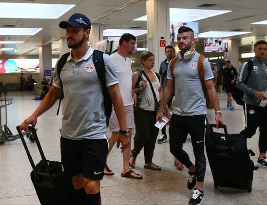 SOCCER - CL, quali, Tirana vs RBS SALZBURG,AUSTRIA,25.JUL.16 - SOCCER - UEFA Champions League, qualification, FK Partizani Tirana vs Red Bull Salzburg, departure from the Salzburg airport. Image shows Andreas Ulmer and Valon Berisha (RBS). GEPAxpictures xFelixxRoittner