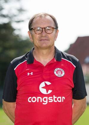 Fußball, GER, 2.Bundesliga, Porträttermin 2016 2017, FC St.Pauli, Cheftrainer Ewald Lienen