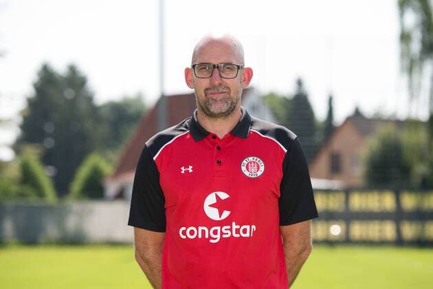 Fußball, GER, 2.Bundesliga, Porträttermin 2016 2017, FC St.Pauli, Videoanalyst Andrew Meredith