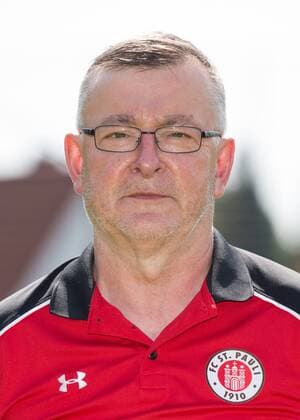 Fußball, GER, 2.Bundesliga, Porträttermin 2016 2017, FC St.Pauli, Zeugwart Siegmar Krahl