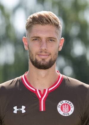 Fußball, GER, 2.Bundesliga, Porträttermin 2016 2017, FC St.Pauli, Lasse Sobiech