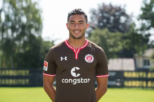Fußball, GER, 2.Bundesliga, Porträttermin 2016 2017, FC St.Pauli, Aziz Bouhaddouz