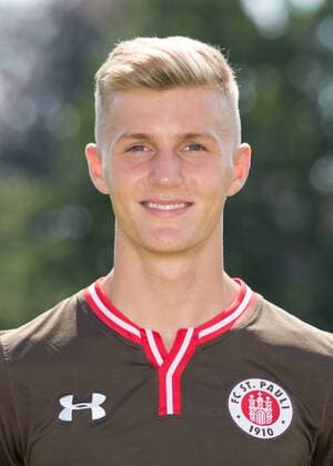Fußball, GER, 2.Bundesliga, Porträttermin 2016 2017, FC St.Pauli, Dennis Rosin