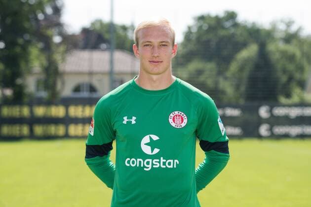 Fußball, GER, 2.Bundesliga, Porträttermin 2016 2017, FC St.Pauli, Torwart Svend Brodersen