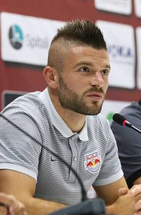Fußball, CL Quali, Red Bull Salzburg - PK SOCCER - CL, quali, Tirana vs RBS TIRANA,ALBANIA,25.JUL.16 - SOCCER - UEFA Champions League, qualification, FK Partizani Tirana vs Red Bull Salzburg, RBS press conference PK Pressekonferenz Image shows Valon Berisha (RBS). GEPAxpictures xFelixxRoittner
