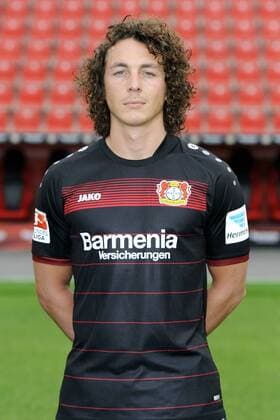 Porträt: Fußball, GER, 1.BL, Bundesliga, Liga, Porträttermin 2016 2017, Bayer Leverkusen: Julian Baumgartlinger (Leverkusen). Einzelbild, Portrait, Porträt.