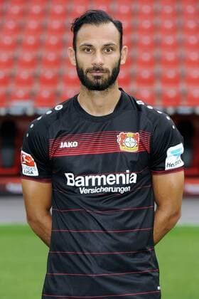Porträt: Fußball, GER, 1.BL, Bundesliga, Liga, Porträttermin 2016 2017, Bayer Leverkusen: Ömer Toprak (Leverkusen). Einzelbild, Portrait, Porträt.