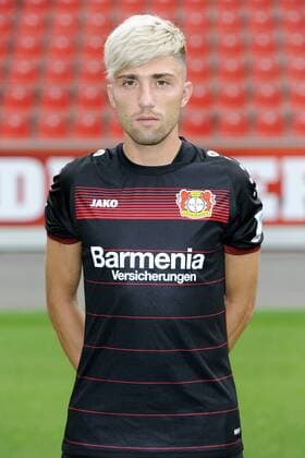 Porträt: Fußball, GER, 1.BL, Bundesliga, Liga, Porträttermin 2016 2017, Bayer Leverkusen: Kevin Kampl (Leverkusen). Einzelbild, Portrait, Porträt.