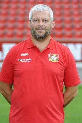 Porträt: Fußball, GER, 1.BL, Bundesliga, Liga, Porträttermin 2016 2017, Bayer Leverkusen: Sven Elsinger (Leverkusen). Einzelbild, Portrait, Porträt.