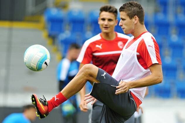 Soccer players of Viktoria Plzen Ales Mateju (left) and Jan Kovarik in action during the training session prior to 3rd qualifying round of football Champions League, 1st leg: Viktoria Plzen vs Karabach in Plzen, Czech Republic, July 25, 2016. (CTKxPhoto PavelxNemecek) CTKPhotoP201607250778801  nmc9