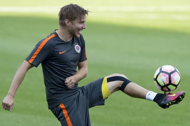 Soccer player of Sparta Praha Martin Frydek in action during the training session prior to 3rd qualifying round of football Champions League, 1st leg: Sparta Praha vs Steaua Bucharest in Prague, Czech Republic, July 25, 2016. (CTKxPhoto MichalxKamaryt) CTKPhotoP201607250748101  kmt 3