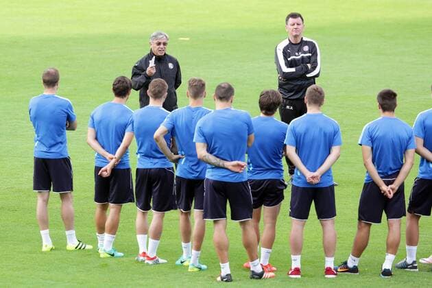 NK Dinamo did the training before the match against FC Dinamo Tbilisi 25.07.2016., Croatia, Zagreb - On the football field Hitrec Kacijan GNK Dinamo did the training before the match against FC Dinamo Tbilisi. Zlatko Kranjcar, Marijan Vlak.  LukaxStanzl PIXSELL
