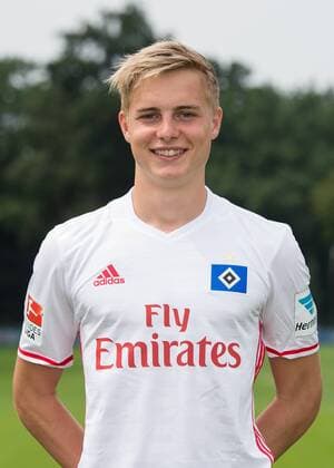 Fußball, GER, 1.Bundesliga, Porträttermin 2016 2017, Hamburger SV, Finn Porath