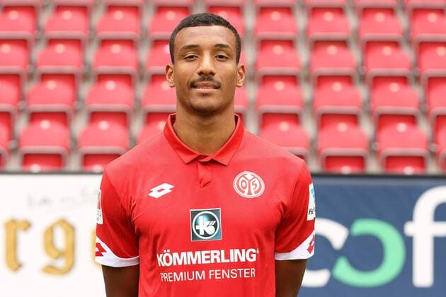 KARIM ONISIWO FUSSBALL, GER, 1. LIGA, BUNDESLIGA, PORTRAETTERMIN 2016 2017, FSV MAINZ 05 