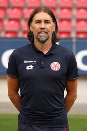 MARTIN SCHMIDT CHEFTRAINER FUSSBALL, GER, 1. LIGA, BUNDESLIGA, PORTRAETTERMIN 2016 2017, FSV MAINZ 05 