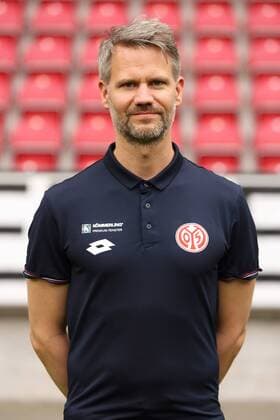 DR. PATRICK INGELFINGER ARZT FUSSBALL, GER, 1. LIGA, BUNDESLIGA, PORTRAETTERMIN 2016 2017, FSV MAINZ 05 