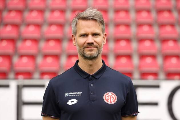 DR. PATRICK INGELFINGER ARZT FUSSBALL, GER, 1. LIGA, BUNDESLIGA, PORTRAETTERMIN 2016 2017, FSV MAINZ 05 