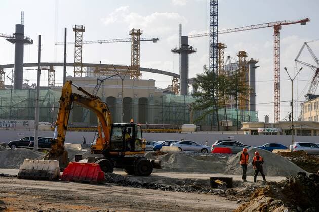 FuÃŸball, Zentralstadion in Jekaterinburg im Bau fÃ¼r die FIFA WM 2018 YEKATERINBURG, RUSSIA - JULY 26, 2016: A view of Yekaterinburg Central Stadium (Yekaterinburg Arena) that is currently under renovation. The stadium will host 2018 FIFA World Cup WM Weltmeisterschaft Fussball matches. Donat Sorokin TASS  72454754st