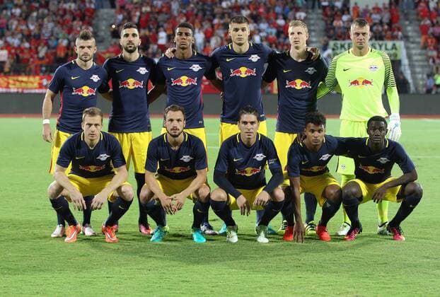 SOCCER - CL, quali, Tirana vs RBS ELBASAN,ALBANIA,26.JUL.16 - SOCCER - UEFA Champions League, qualification, FK Partizani Tirana vs Red Bull Salzburg. Image shows back row: Valon Berisha, Munas Dabbur, Bernardo, Duje Caleta-Car, Martin Hinteregger, Alexander Walke; front row: Christian Schwegler, Andreas Ulmer, Jonathan Soriano, Valentino Lazaro and Diadie Samassekou (RBS). GEPAxpictures xFelixxRoittner