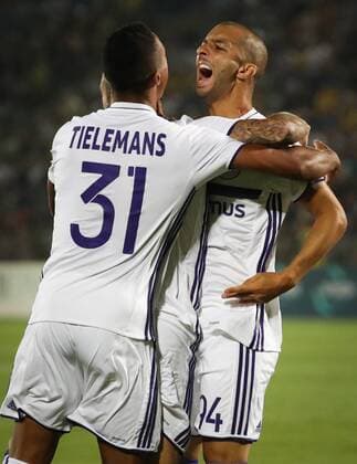 Anderlecht s Sofiane Hanni (R) celebrates with his teammates after scoring during the first leg of the third qualification round between Belgian first league soccer team RSC Anderlecht and Russian team FC Rostov in the Champions League competition, on Tuesday 26 July 2016, in Rostov-on-Don, Russia. VIRGINIExLEFOUR  x04899232x