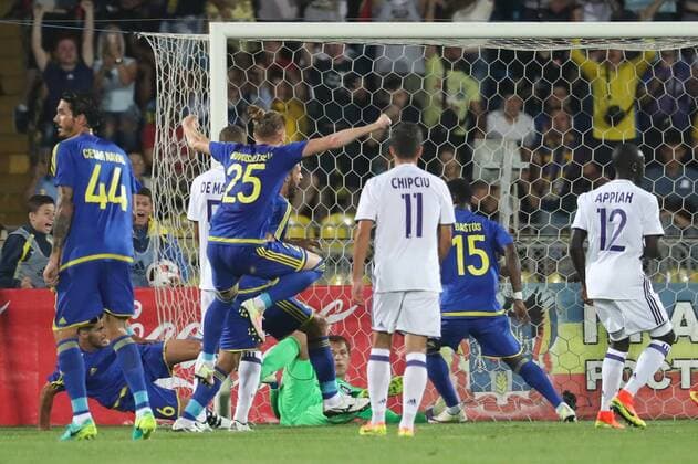 Anderlecht s goalkeeper Davy Roef looks dejected after Rostov scored during the first leg of the third qualification round between Belgian first league soccer team RSC Anderlecht and Russian team FC Rostov in the Champions League competition, on Tuesday 26 July 2016, in Rostov-on-Don, Russia. VIRGINIExLEFOUR  x04899241x