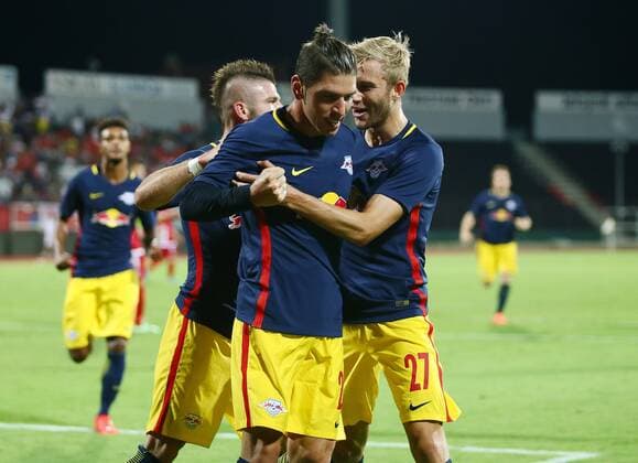 SOCCER - CL, quali, Tirana vs RBS ELBASAN,ALBANIA,26.JUL.16 - SOCCER - UEFA Champions League, qualification, FK Partizani Tirana vs Red Bull Salzburg. Image shows the rejoicing of Jonatan Soriano, Konrad Laimer and Valon Berisha (RBS). GEPAxpictures xFelixxRoittner