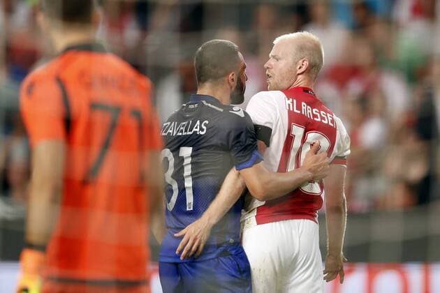 (L-R) goalkeeper Panagiotis Glykos of PAOK FC, Giorgos Tzavellas of PAOK FC, Davy Klaassen of Ajax during the UEFA Champions League Third qualifying round first leg match between Ajax Amsterdam and PAOK Saloniki on July 26, 2016 at the Amsterdam Arena in Amsterdam, The Netherlands. Ajax v PAOK Saloniki UEFA Champions League 2016 2017 xVIxxIVx 5899078