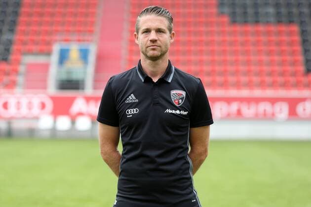 1. Bundesliga - Fußball - GER - FC Ingolstadt 04 - 2016 2017- Porträttermin - Torwarttrainer Martin Scharfer (FCI) 1. BL - FC Ingolstadt 04 Saison 2016 2017